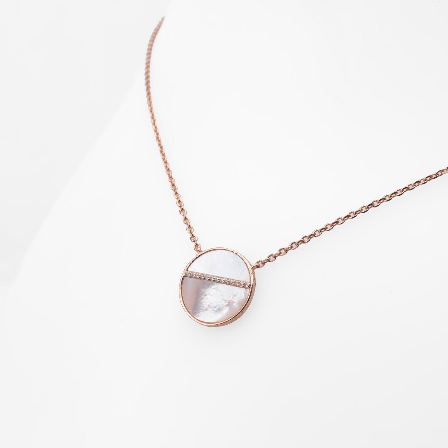 Round Pendant