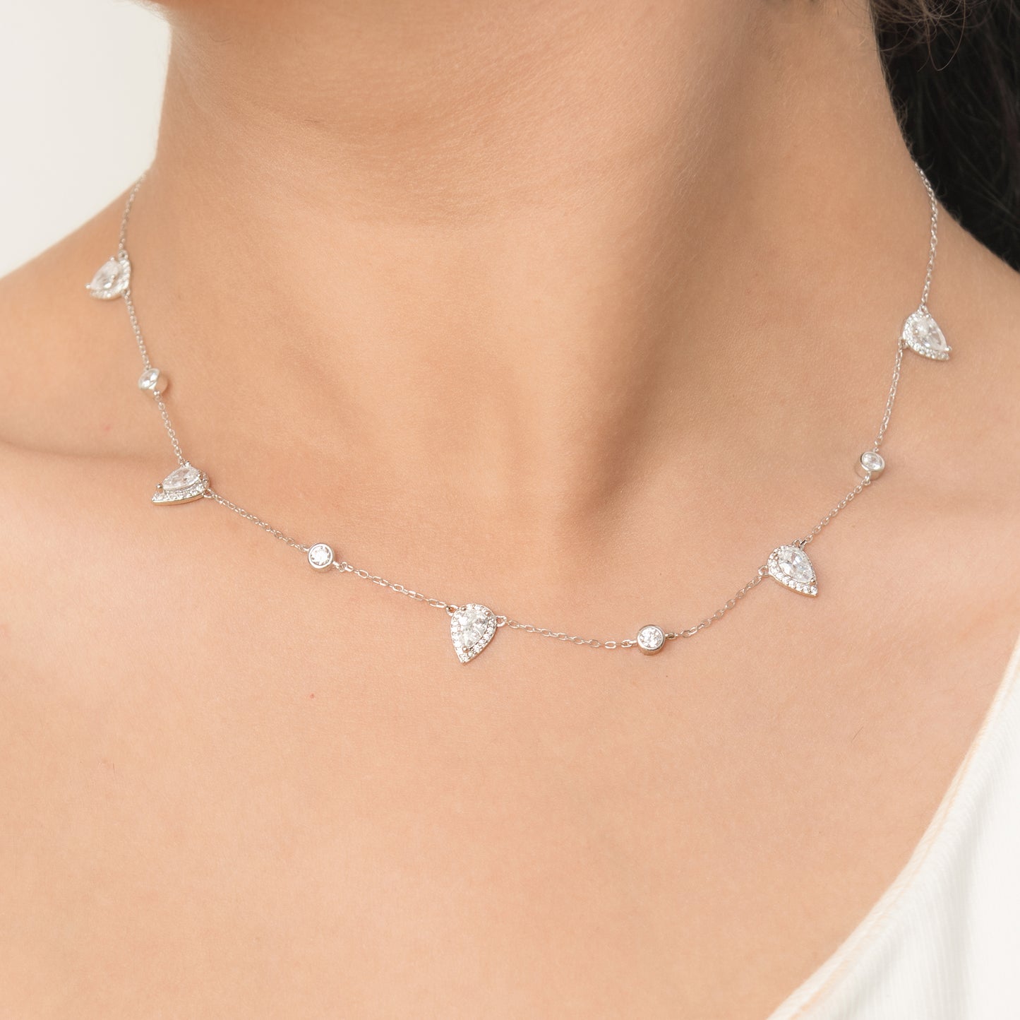 Dewdrop Diamond Necklace