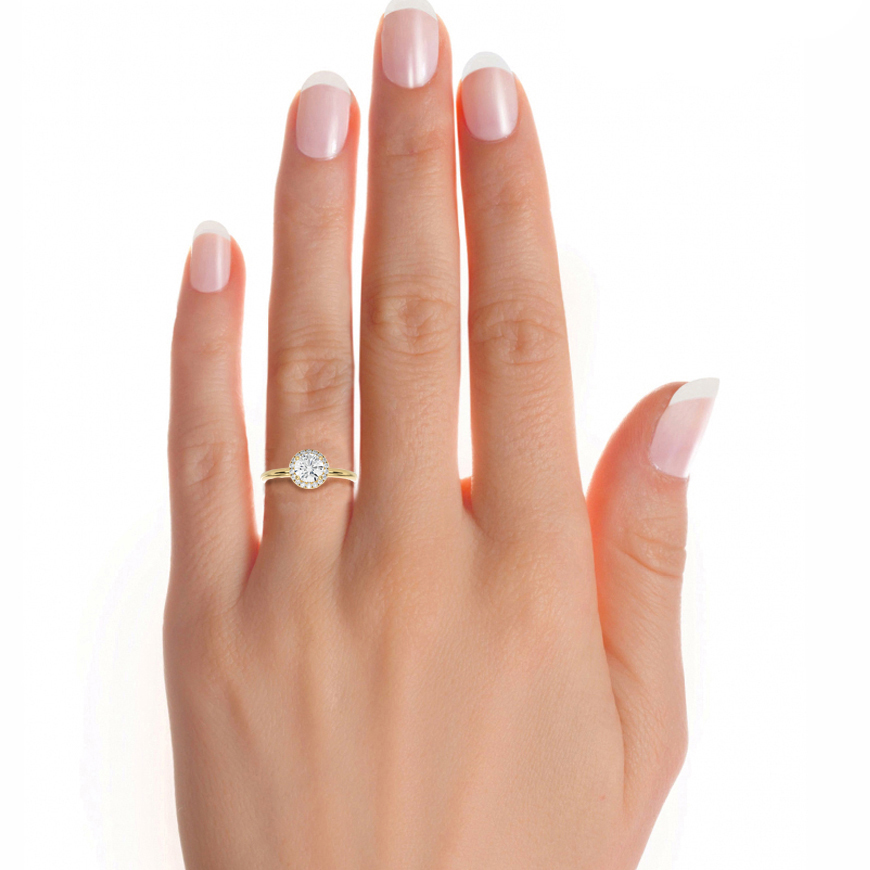 Round Sparkling Lab-Grown Ring